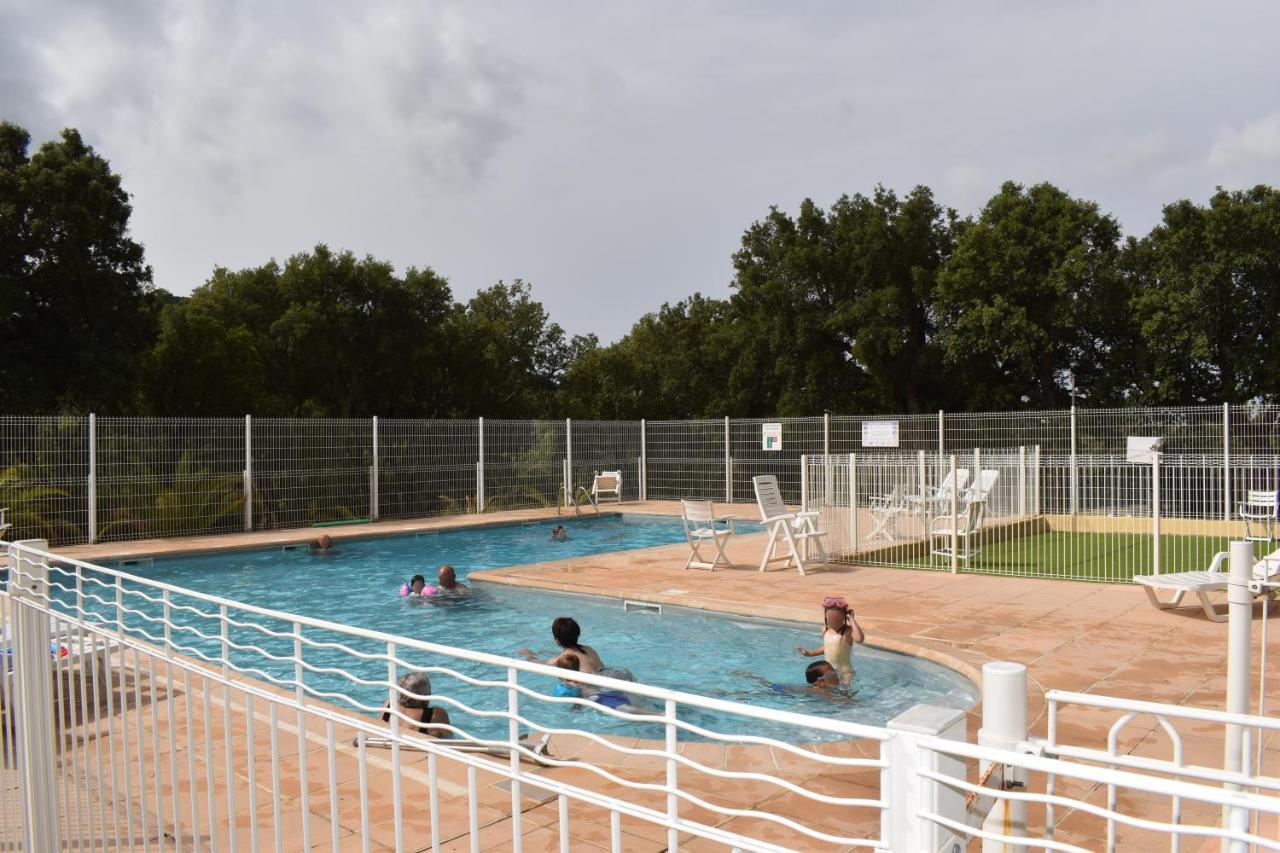 Petit Mas Au Paradis Avec Piscine Pour 6 Personnes La Londe-les-Maures Exterior photo
